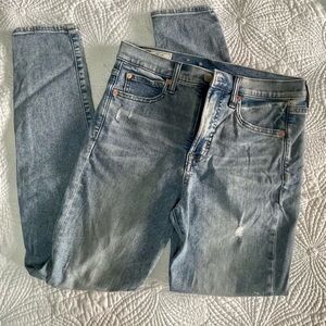 GAP Women’s High Rise Skinny Jeans